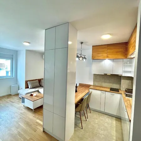 Apartment Tina *