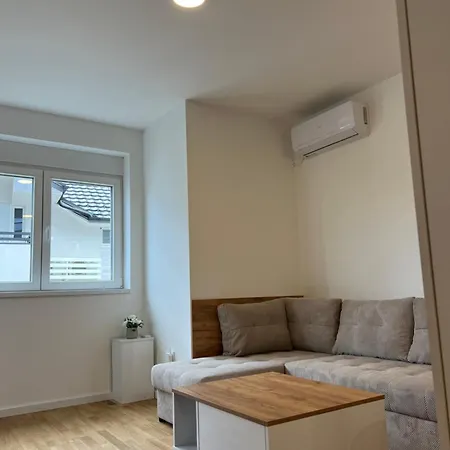 Tina Apartment *
