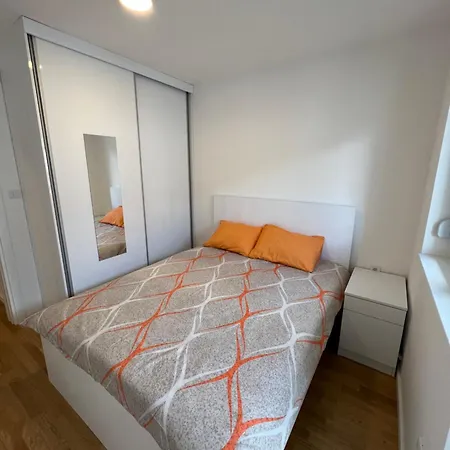 Tina Apartment *