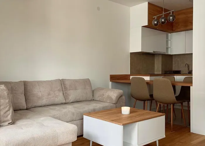 Tina סוקו בניה