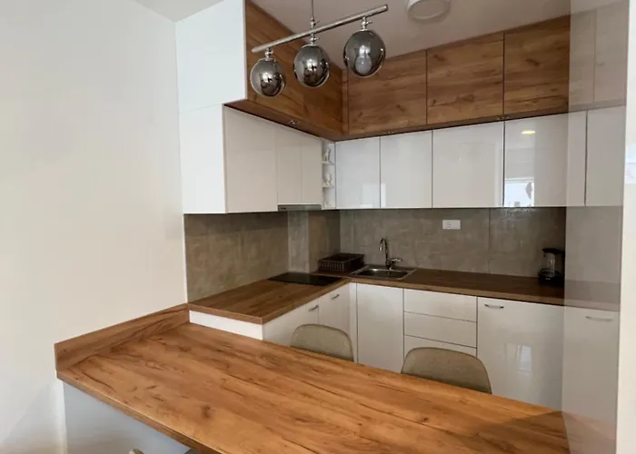 Tina סוקו בניה