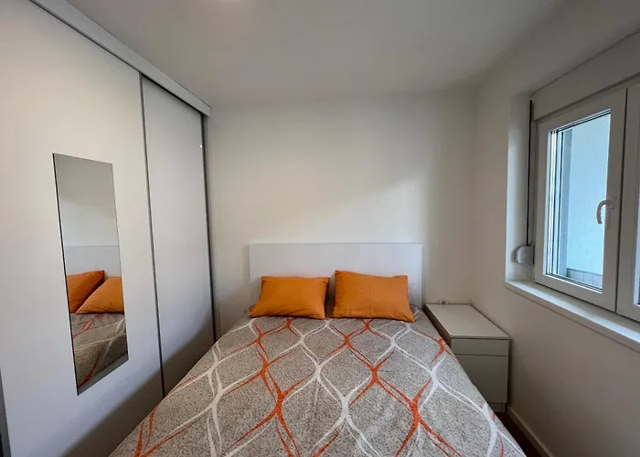 Tina * סוקו בניה