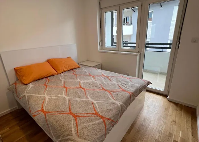 Tina דירה סוקו בניה