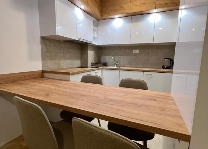 Tina סוקו בניה