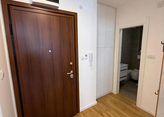 Tina סוקו בניה