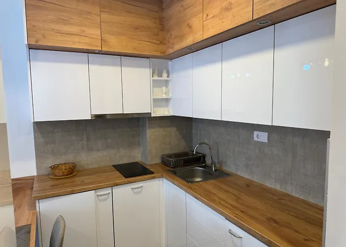 Tina * סוקו בניה