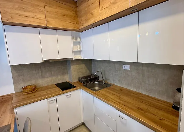 Tina דירה סוקו בניה